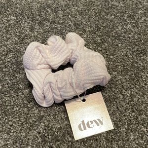 Dew Edit Scrunchie